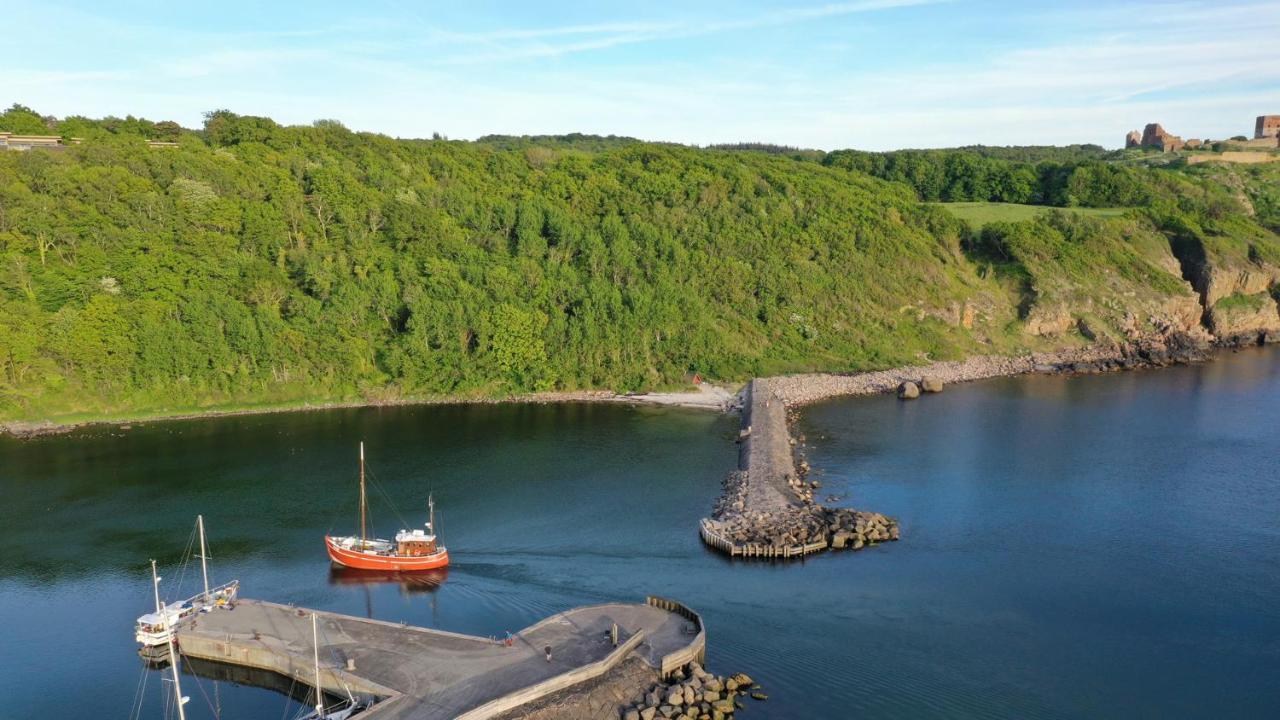 Varra Water - Unique Boat Accomodation - Bornholm Nexo Bagian luar foto