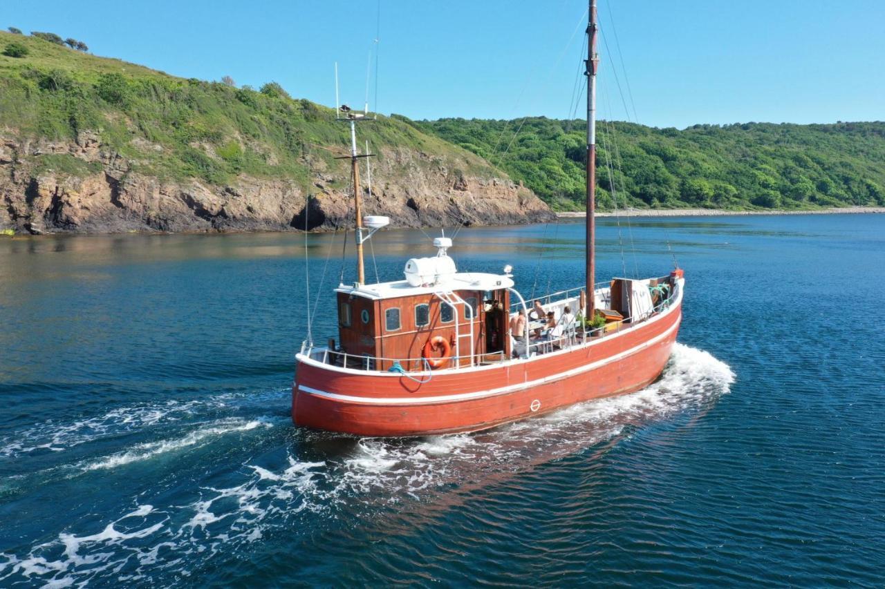 Varra Water - Unique Boat Accomodation - Bornholm Nexo Bagian luar foto